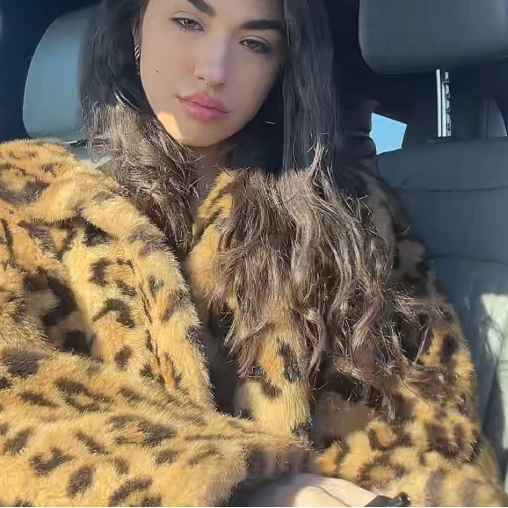 Meet your Posher, Madison